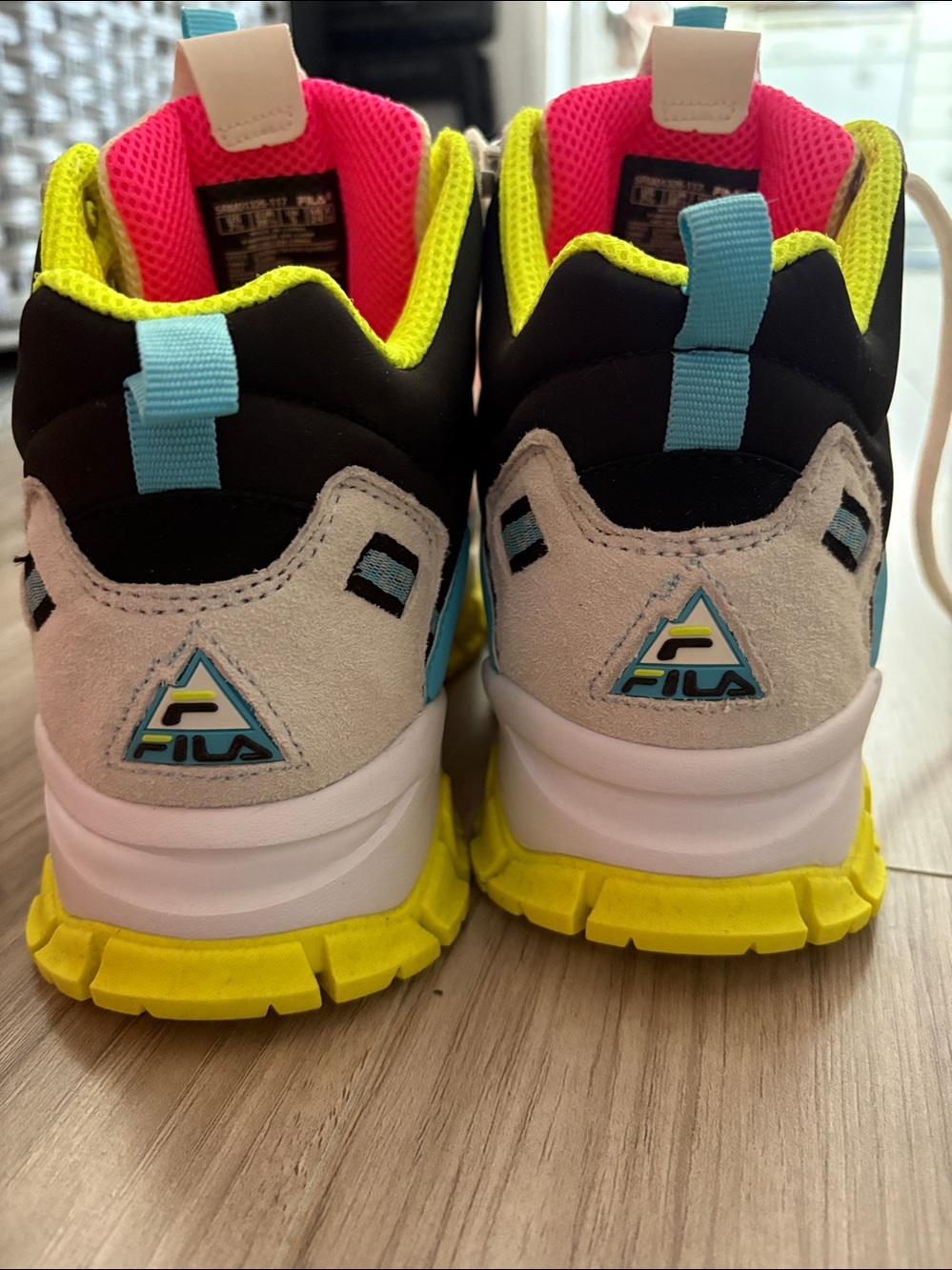 FILA women White Sneakers with Pink, Neon Yellow & Blue Accents brand new - Picture 4 of 12
